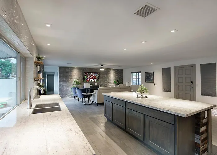 Desert Horizon Holiday home