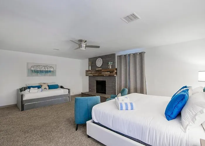 Desert Horizon Holiday home