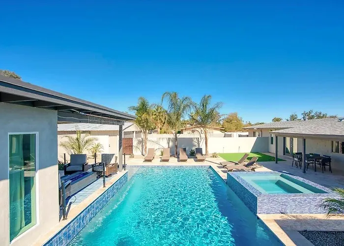 Desert Horizon Holiday home *
